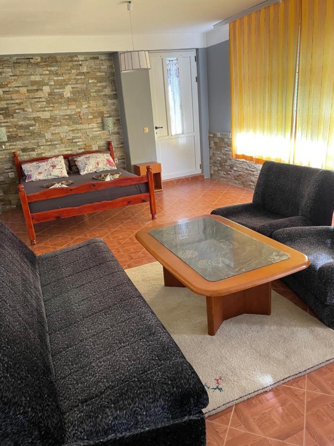 Apartments Sunpoint 乌尔齐尼 外观 照片