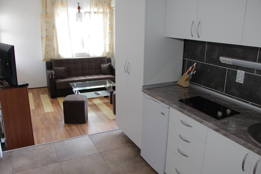 Apartments Sunpoint 乌尔齐尼 外观 照片