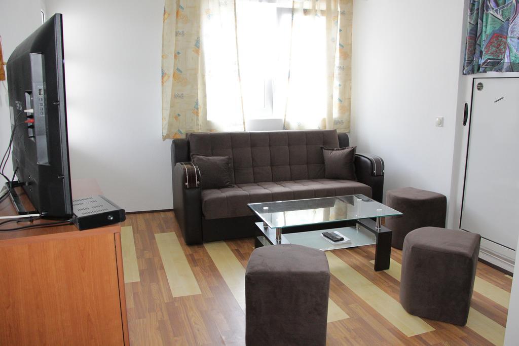 Apartments Sunpoint 乌尔齐尼 外观 照片