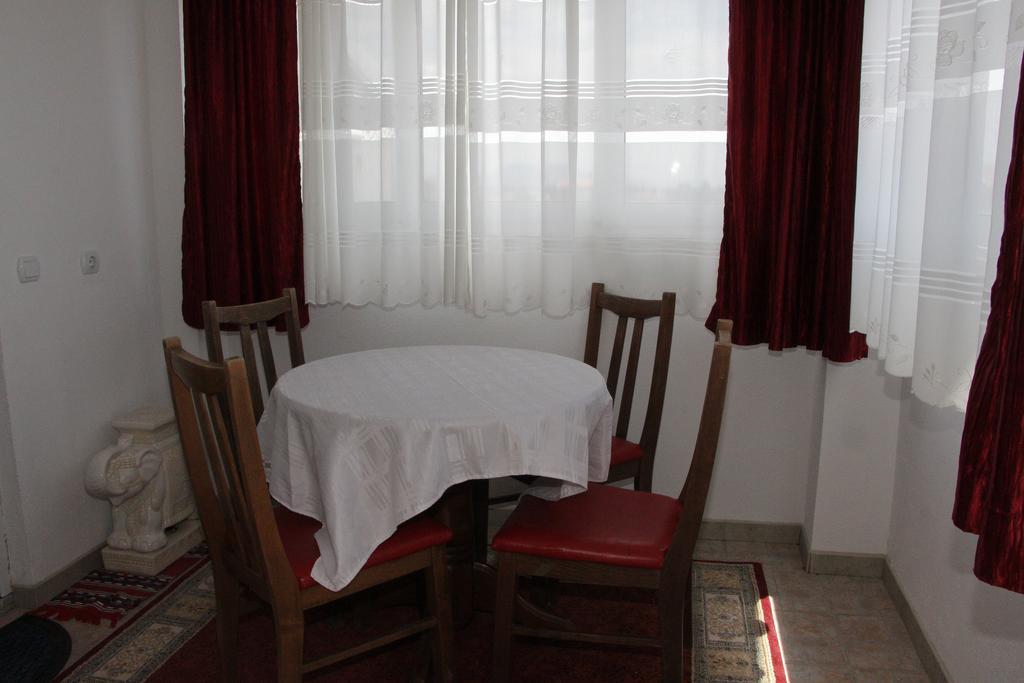 Apartments Sunpoint 乌尔齐尼 外观 照片